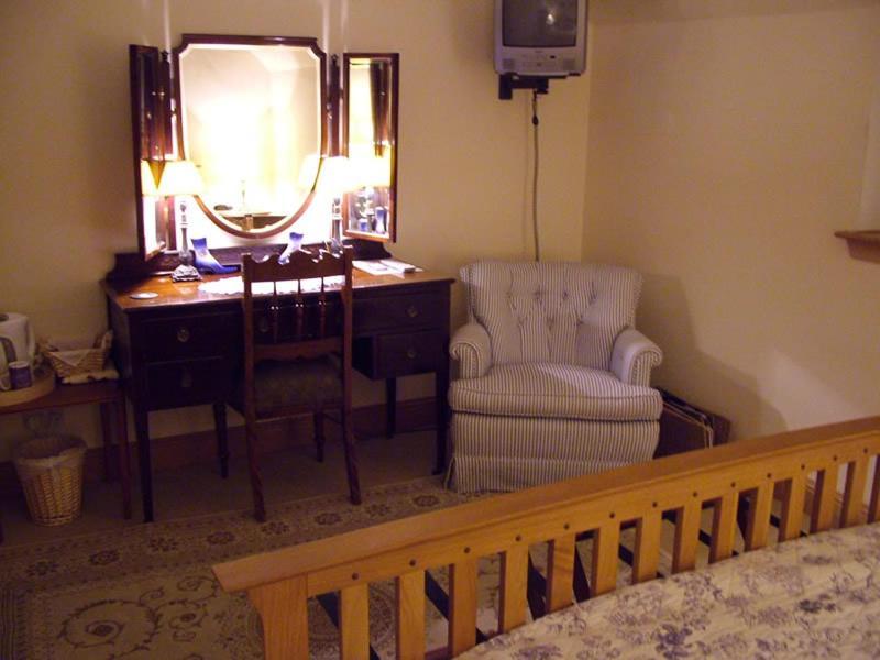 Lismore House Bed & Breakfast Falkirk Oda fotoğraf